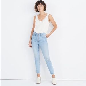 9" Mid-Rise Skinny Crop Jeans, Button-Front